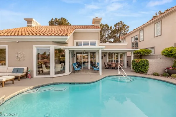 $1,250,000 | 8936 Rainbow Ridge Drive, Las Vegas, NV 89117