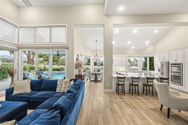 $1,250,000 | 8936 Rainbow Ridge Drive, Las Vegas, NV 89117