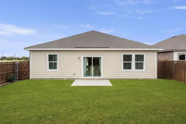 $2,250 | 1540 Shadow Hawk Drive, Fort Worth, TX 76052