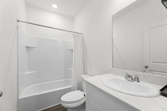 $2,250 | 1540 Shadow Hawk Drive, Fort Worth, TX 76052