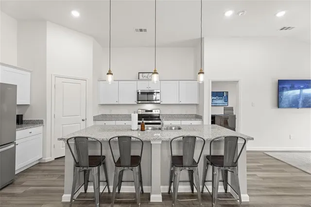 $2,250 | 1540 Shadow Hawk Drive, Fort Worth, TX 76052