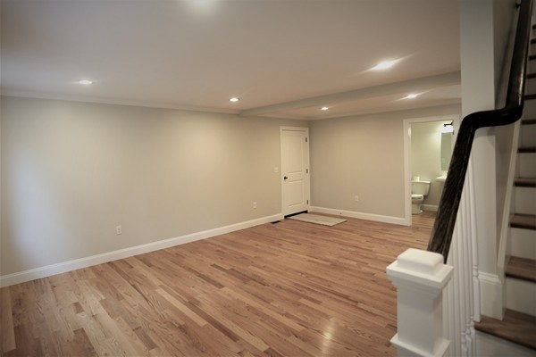 33 Hayward Street Hopkinton, MA 01748 - Photo 5 of 13