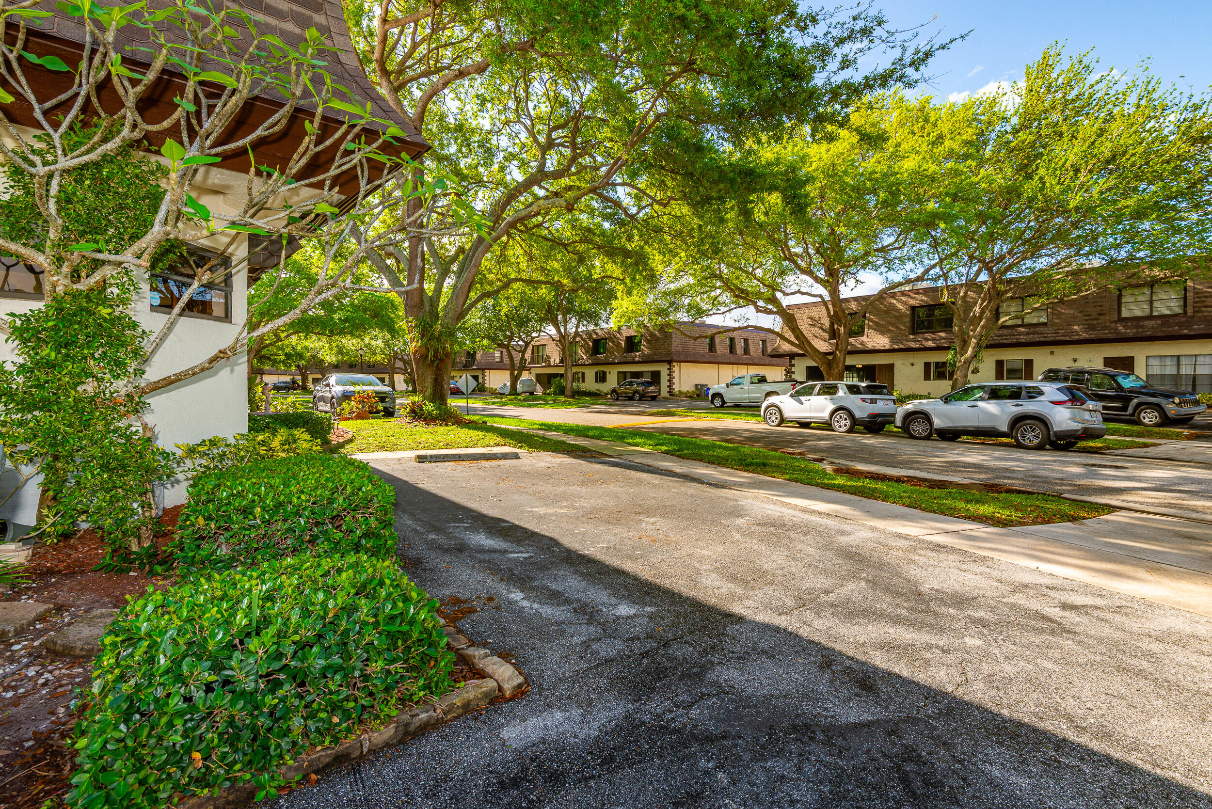 9375 Southwest 61st Way, Unit D Boca Raton, FL 33428 - Photo 27 of 30 a view of a park with large trees
