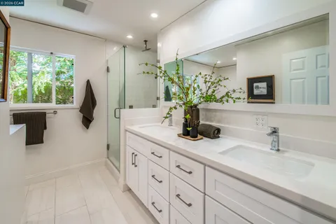 $1,795,000 | 4033 Valente Drive, Lafayette, CA 94549