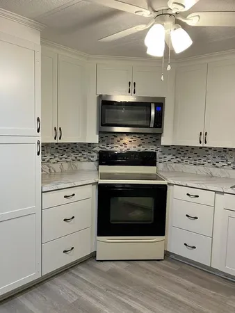 $159,900 | 1305 Mohawk Circle, Tavares, FL 32778