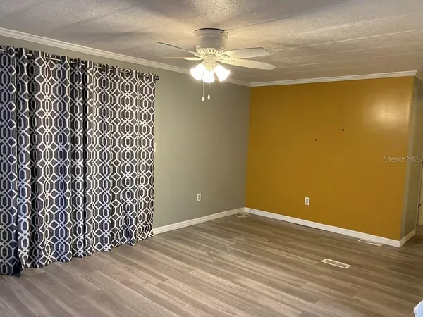 $159,900 | 1305 Mohawk Circle, Tavares, FL 32778