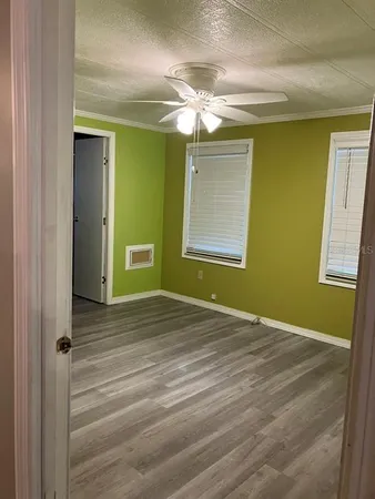 $159,900 | 1305 Mohawk Circle, Tavares, FL 32778