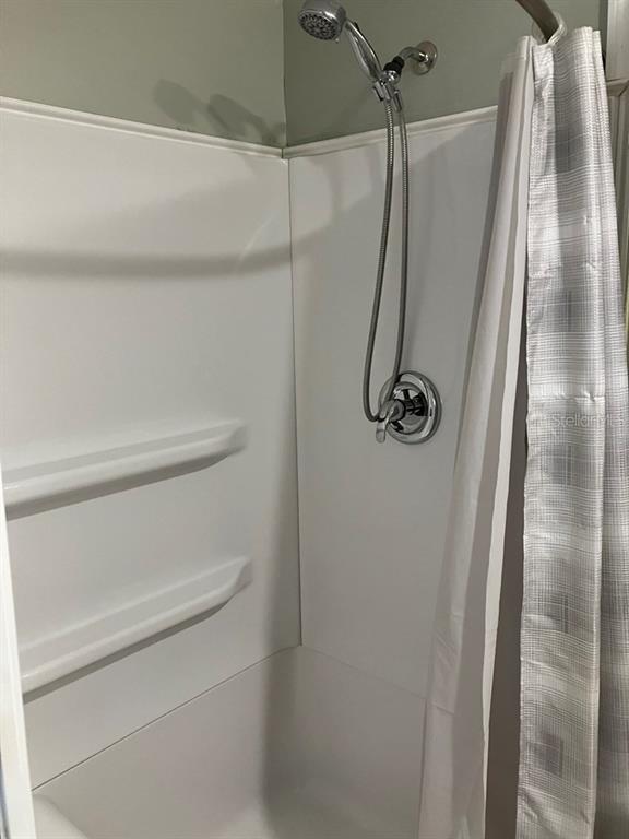 1305 Mohawk Circle Tavares, FL 32778 - Photo 26 of 31