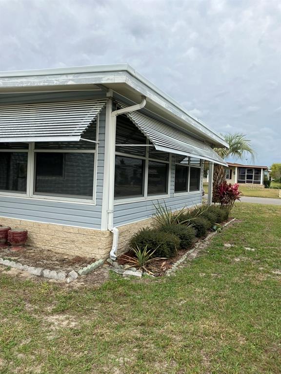 1305 Mohawk Circle Tavares, FL 32778 - Photo 6 of 31