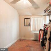 1327 Pentwood Road Baltimore, MD 21239 - Photo 20 of 32 Hardwood Floors