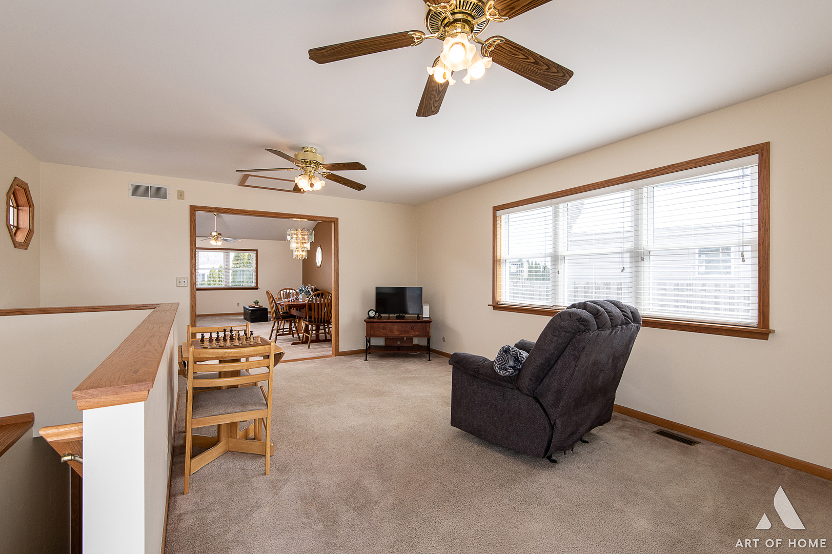 407 Wimbleton Trail McHenry, IL 60050 - Photo 13 of 38 a living room with furniture and a window