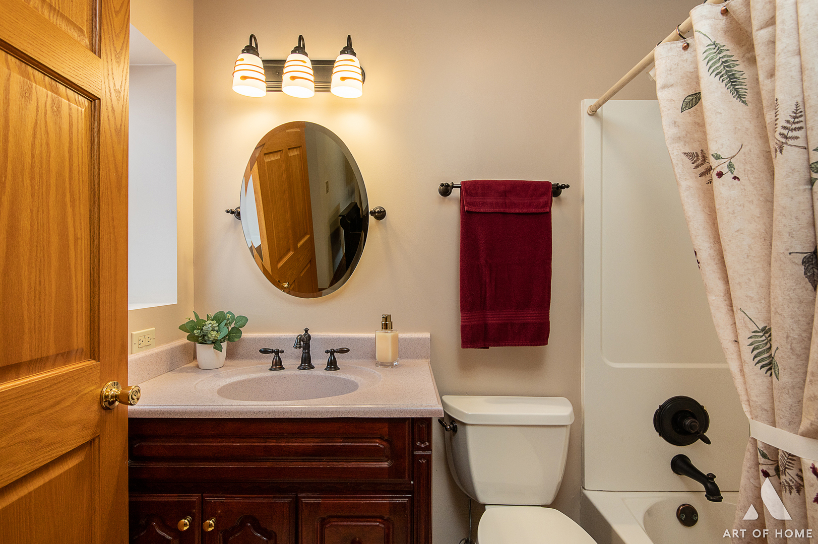 407 Wimbleton Trail McHenry, IL 60050 - Photo 24 of 38 a bathroom with a sink mirror and toilet