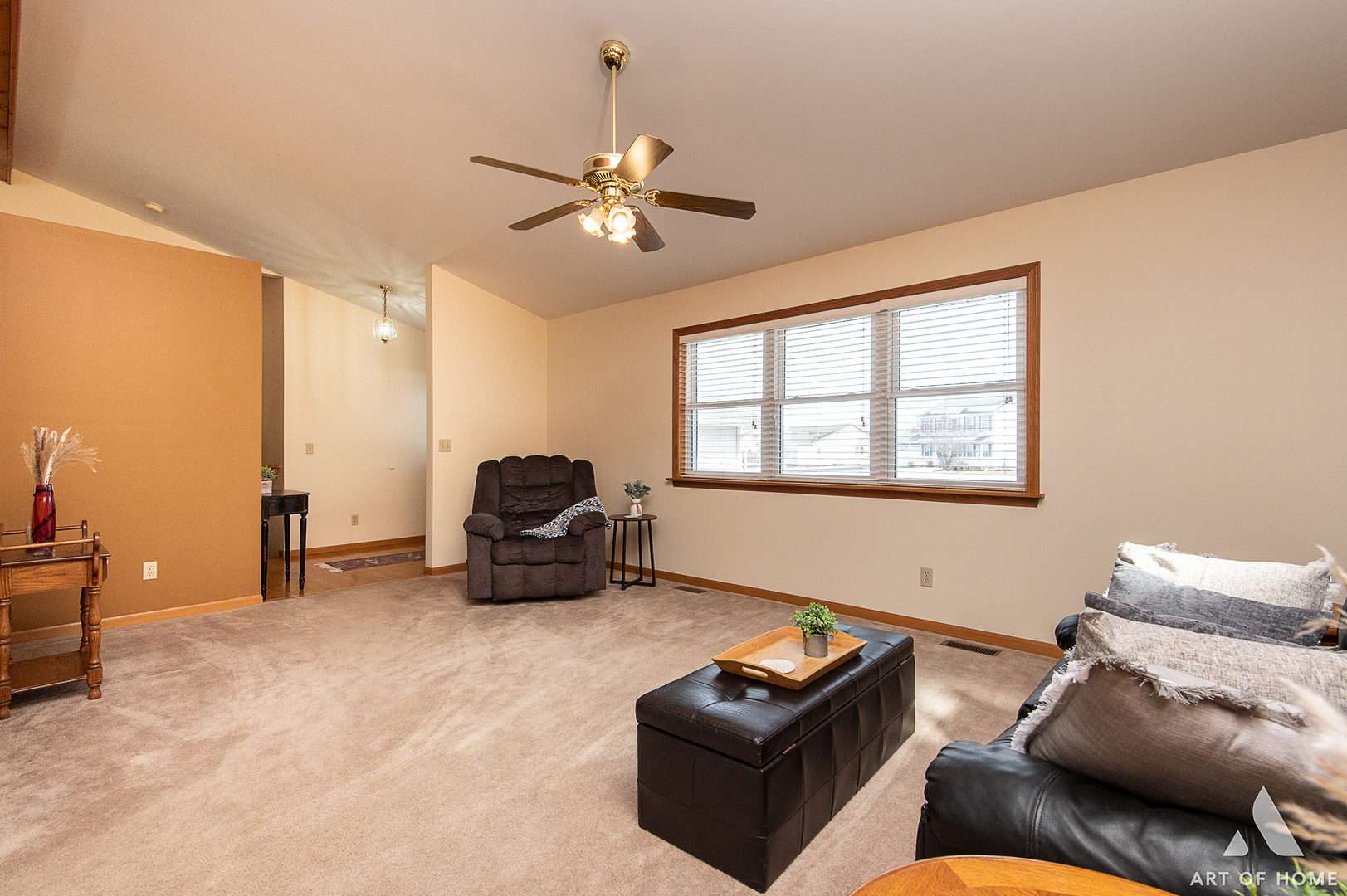 407 Wimbleton Trail McHenry, IL 60050 - Photo 5 of 38 a living room with furniture and a window