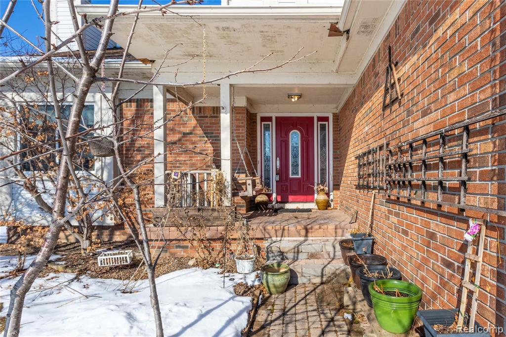 34347 Lillian Road Chesterfield, MI 48047 - Photo 5 of 41