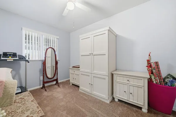 a view of an entryway with a workspace