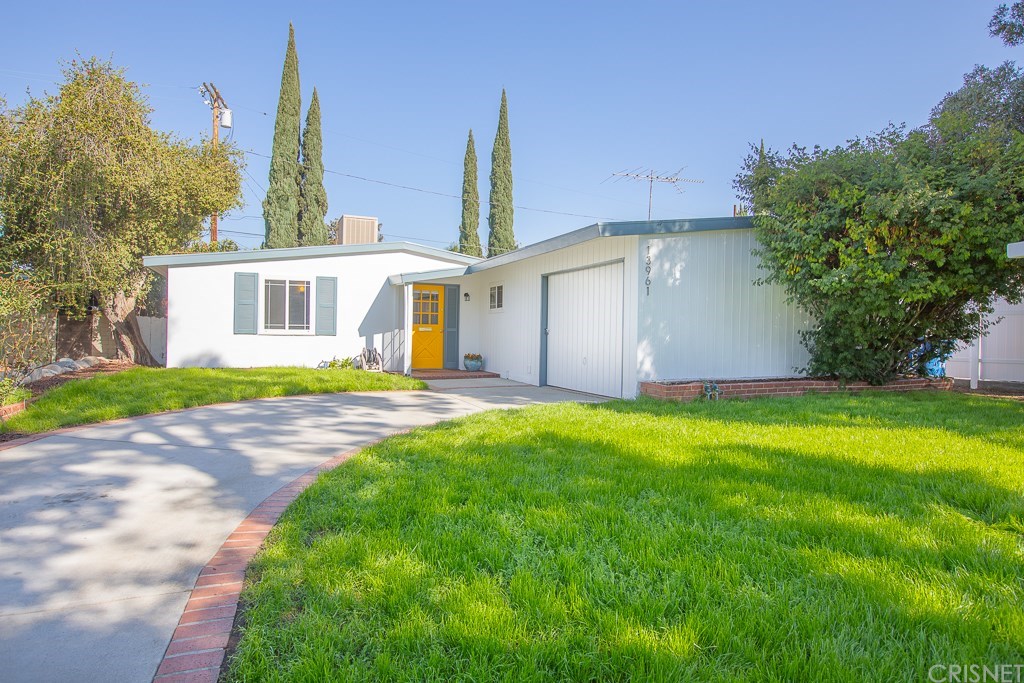 13961 Stroud Street Panorama City, CA 91402 - Photo 1 of 40