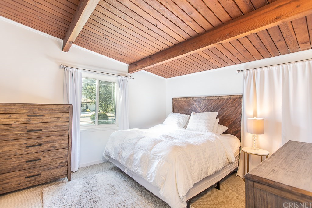 13961 Stroud Street Panorama City, CA 91402 - Photo 16 of 40