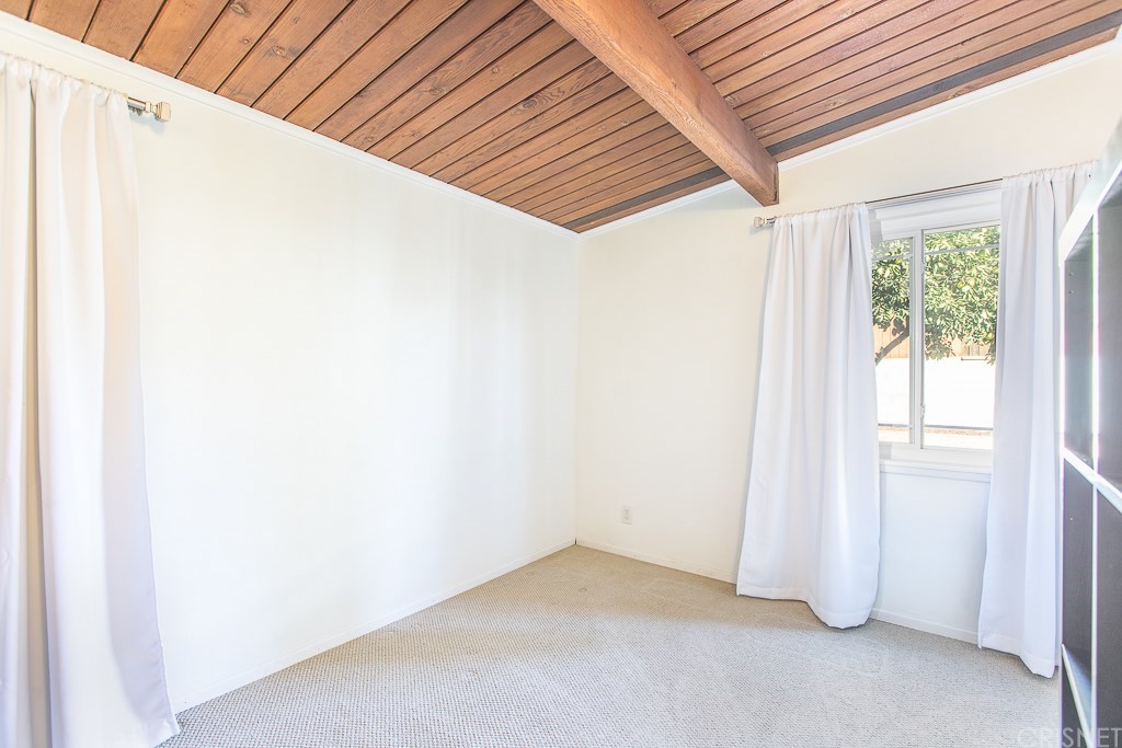 13961 Stroud Street Panorama City, CA 91402 - Photo 22 of 40