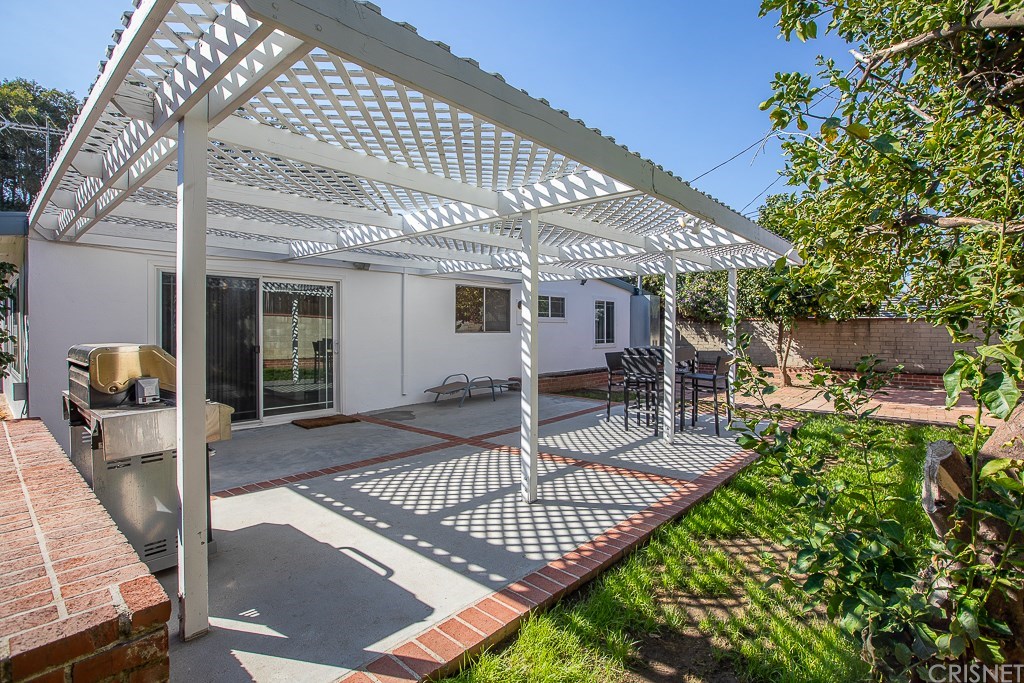 13961 Stroud Street Panorama City, CA 91402 - Photo 31 of 40