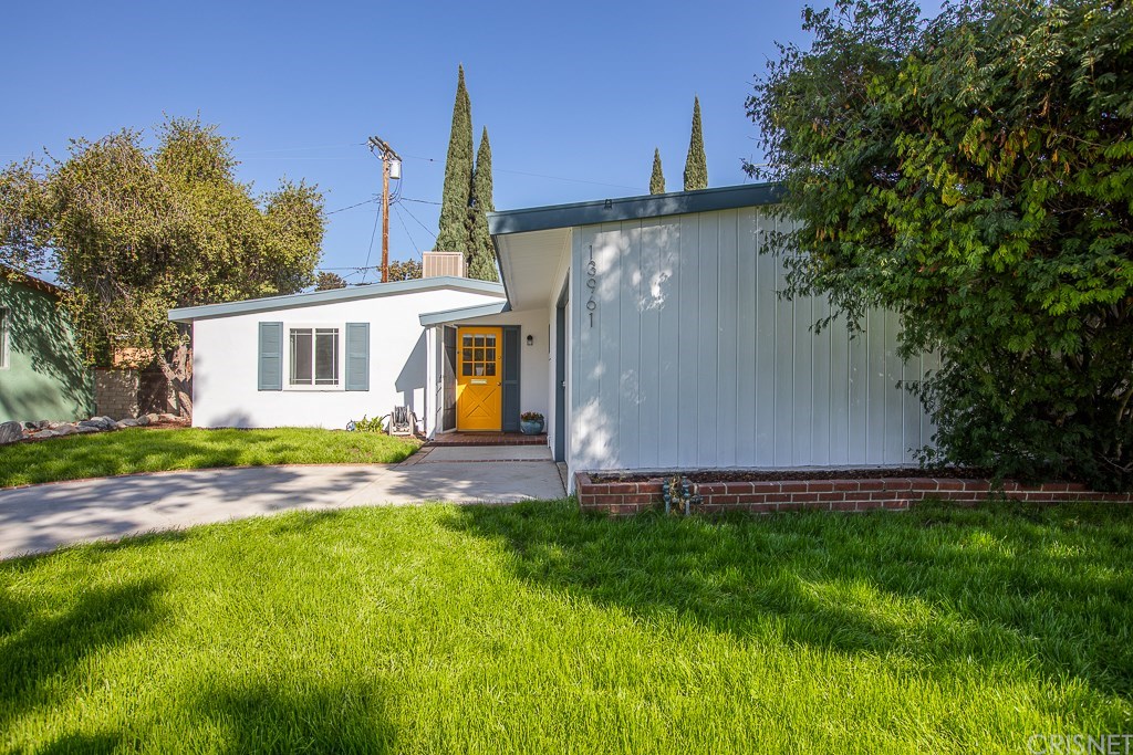 13961 Stroud Street Panorama City, CA 91402 - Photo 39 of 40
