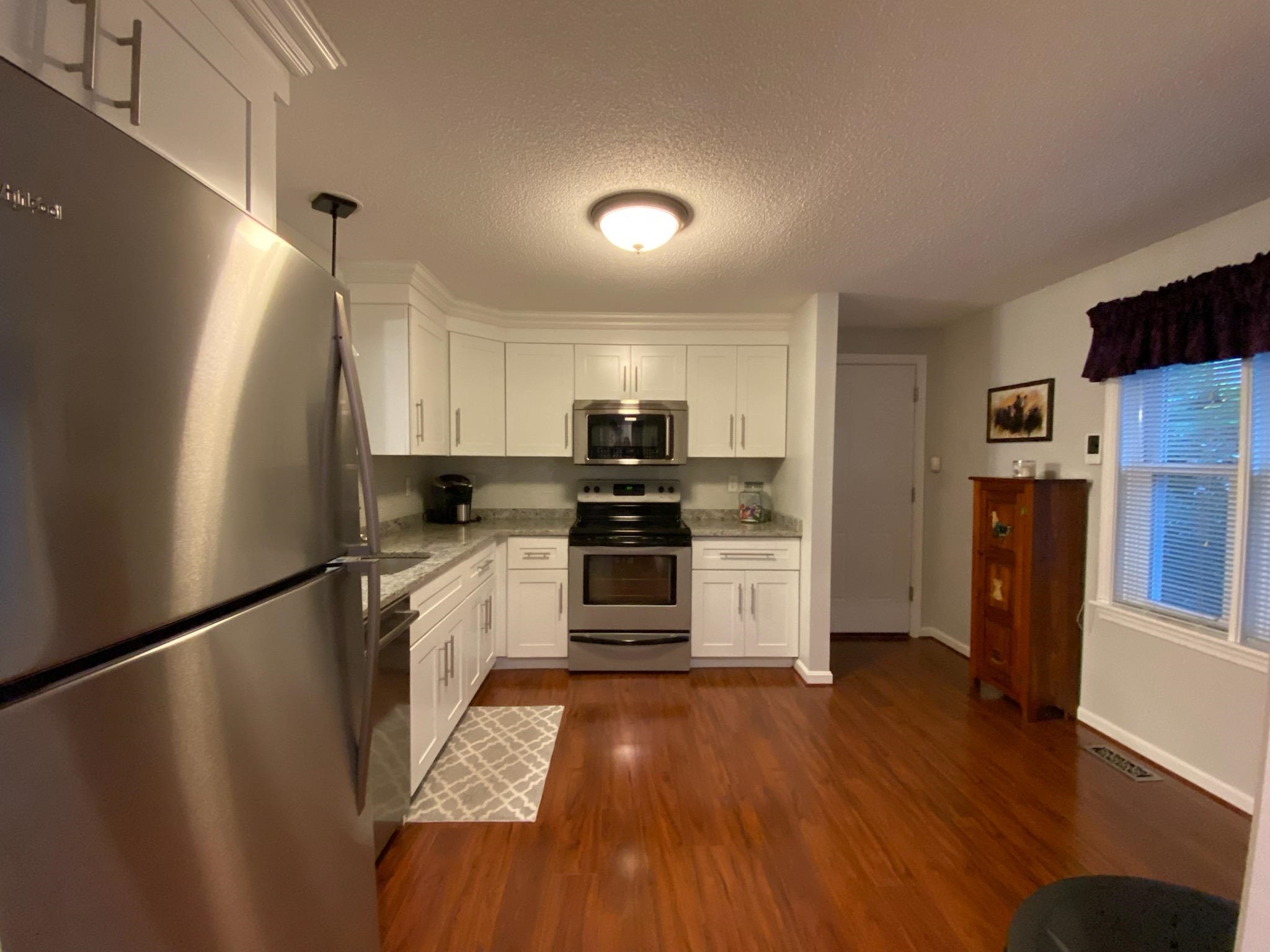 187 Winding Pond Road Londonderry, NH 03053 - Photo 5 of 40