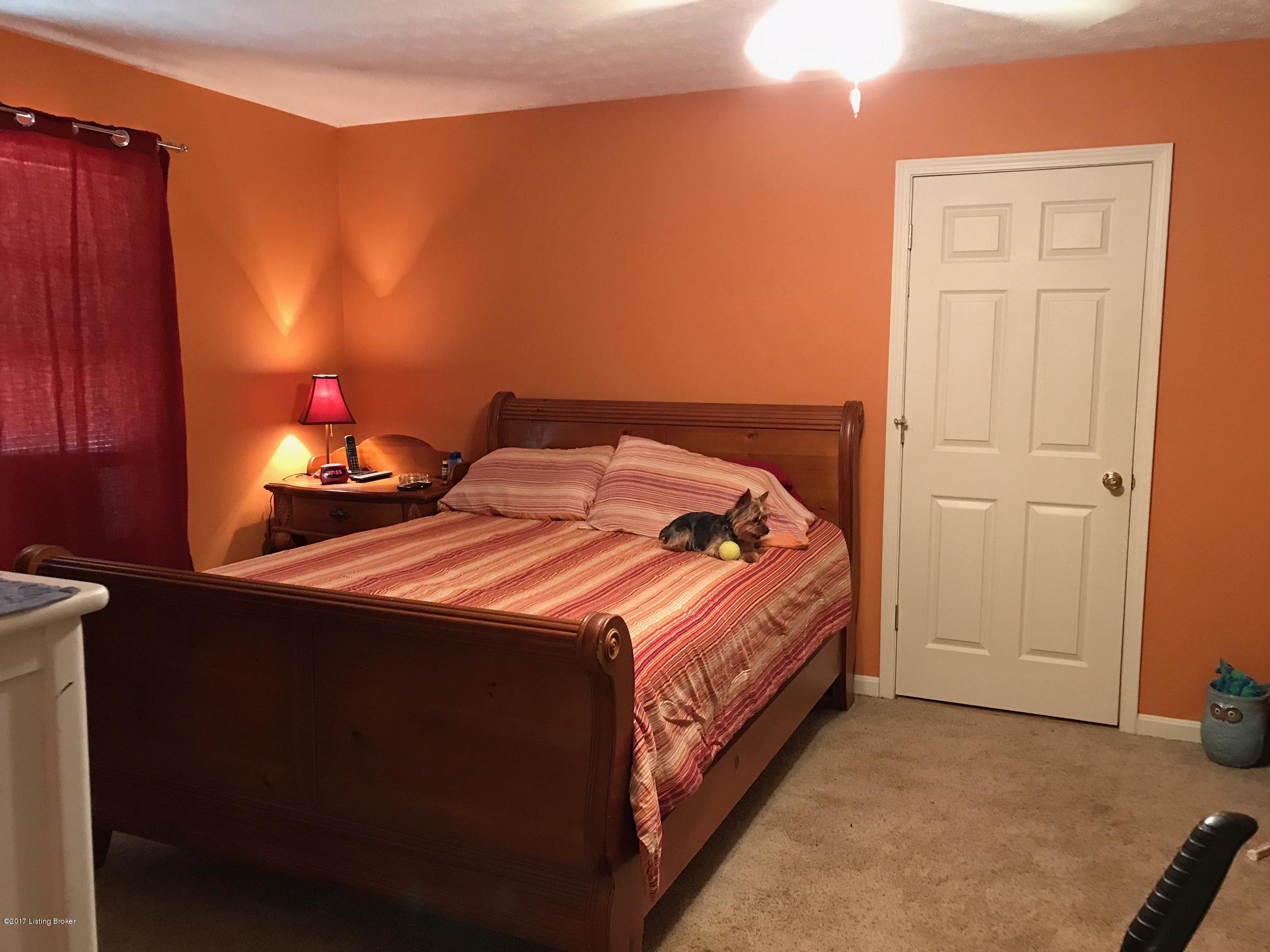 657 Cedar Spring Drive Lebanon Junction, KY 40150 - Photo 9 of 19 Master Bed Rm