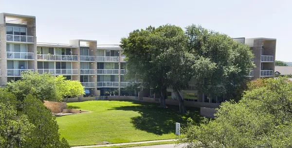 $349,500 | 1000 Guadalupe Street, Kerrville, TX 78028