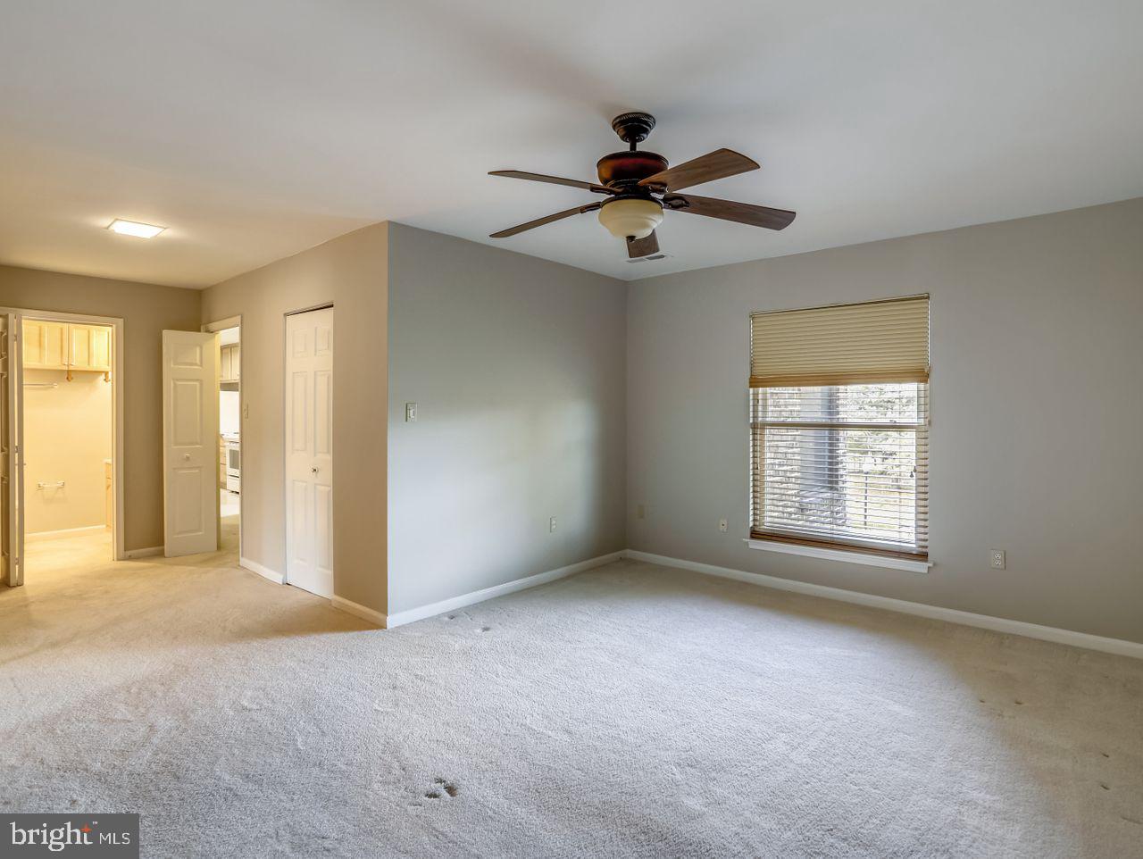 142 Georgetown Road, Unit 12 Annapolis, MD 21403 - Photo 32 of 52 Large Master Bedroom w/ Walk-in Closet