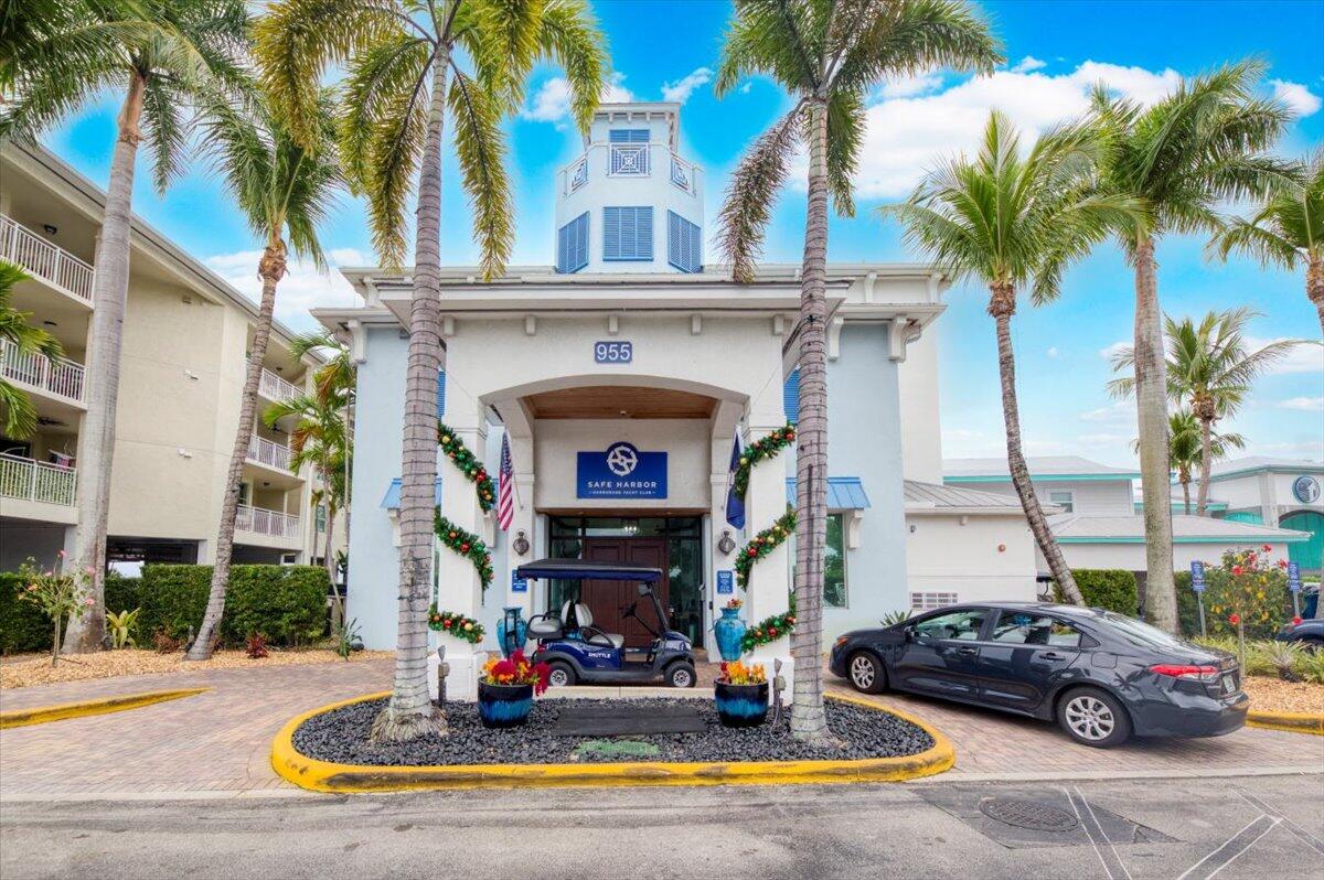 815 Northwest Flagler Avenue, Unit 201 Stuart, FL 34994 - Photo 30 of 43 37-Image37