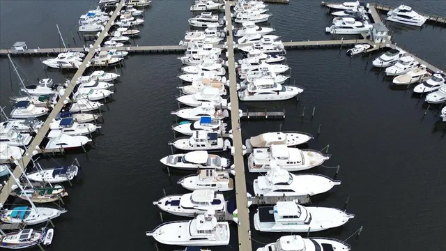 $329,000 | 815 Northwest Flagler Avenue, Unit 201, Stuart, FL 34994