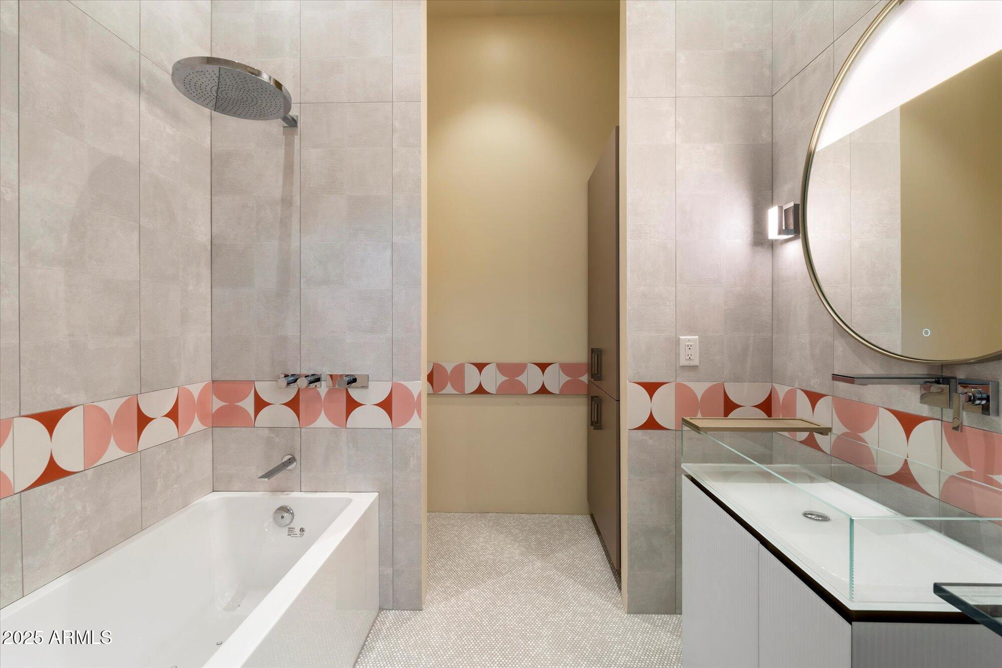 341 East Monte Vista Road Phoenix, AZ 85004 - Photo 40 of 77 059-Bathroom