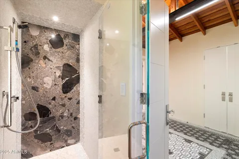 $5,700,000 | 341 East Monte Vista Road, Phoenix, AZ 85004
