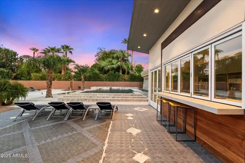 $5,700,000 | 341 East Monte Vista Road, Phoenix, AZ 85004