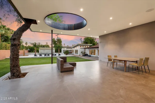 $5,700,000 | 341 East Monte Vista Road, Phoenix, AZ 85004