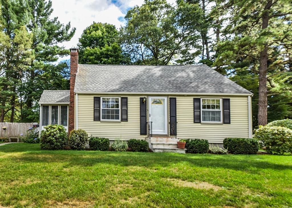 16 Londonderry Road Framingham, MA 01701 - Photo 1 of 19 Gallery Image 1
