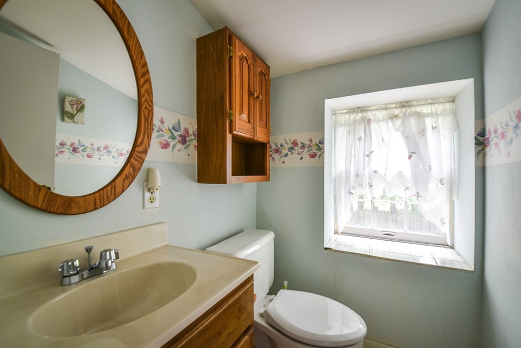 16 Londonderry Road Framingham, MA 01701 - Photo 13 of 19 Gallery Image 13