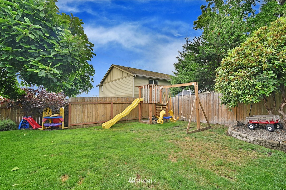 745 Rasmussen Lane Bremerton, WA 98310 - Photo 24 of 25 Gallery Image 24