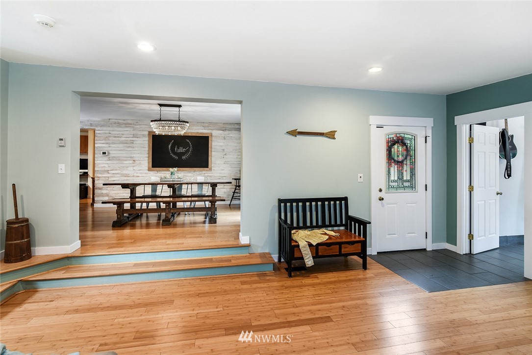 745 Rasmussen Lane Bremerton, WA 98310 - Photo 7 of 25 Gallery Image 7