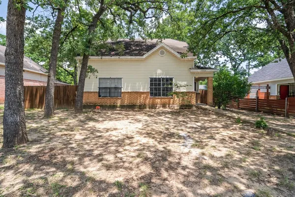 $2,150 | 10323 Budtime Lane, Dallas, TX 75217