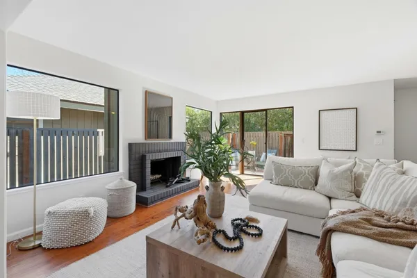 $1,000,000 | 137 Union Avenue, Unit A, Campbell, CA 95008