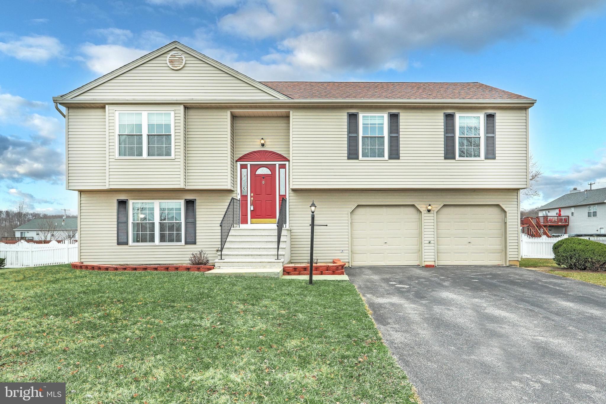 175 Cold Stream Trail Felton, PA 17322 - Photo 1 of 32 Gallery Image 1