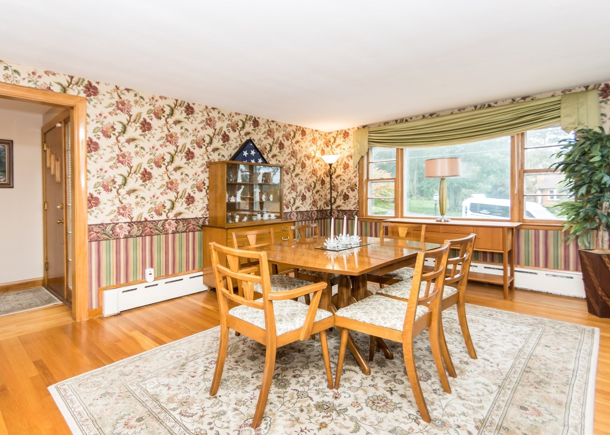 1785 Trapelo Road Waltham, MA 02451 - Photo 11 of 29 Gallery Image 11