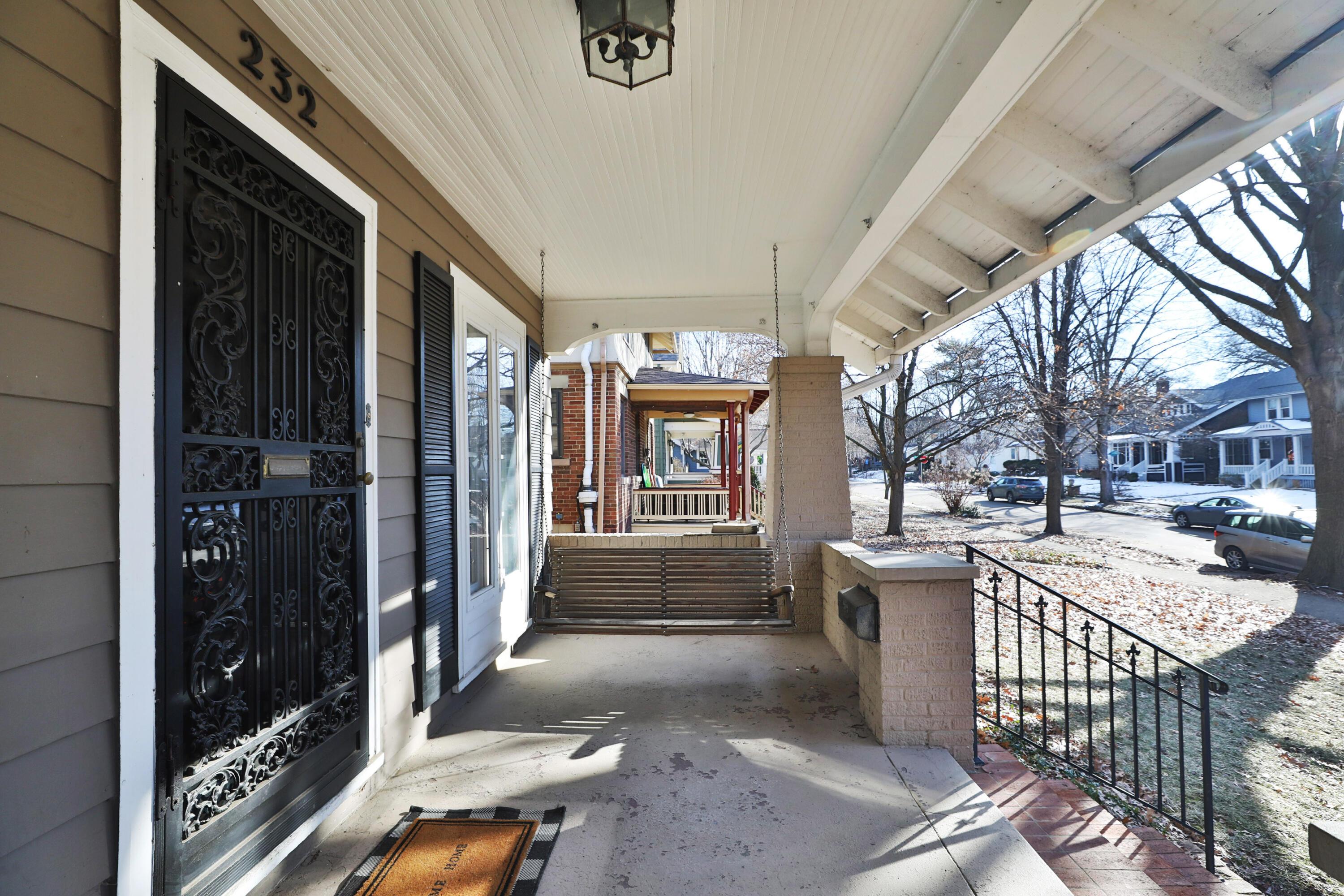 232 Brighton Road Columbus, OH 43202 - Photo 6 of 44 Front Porch
