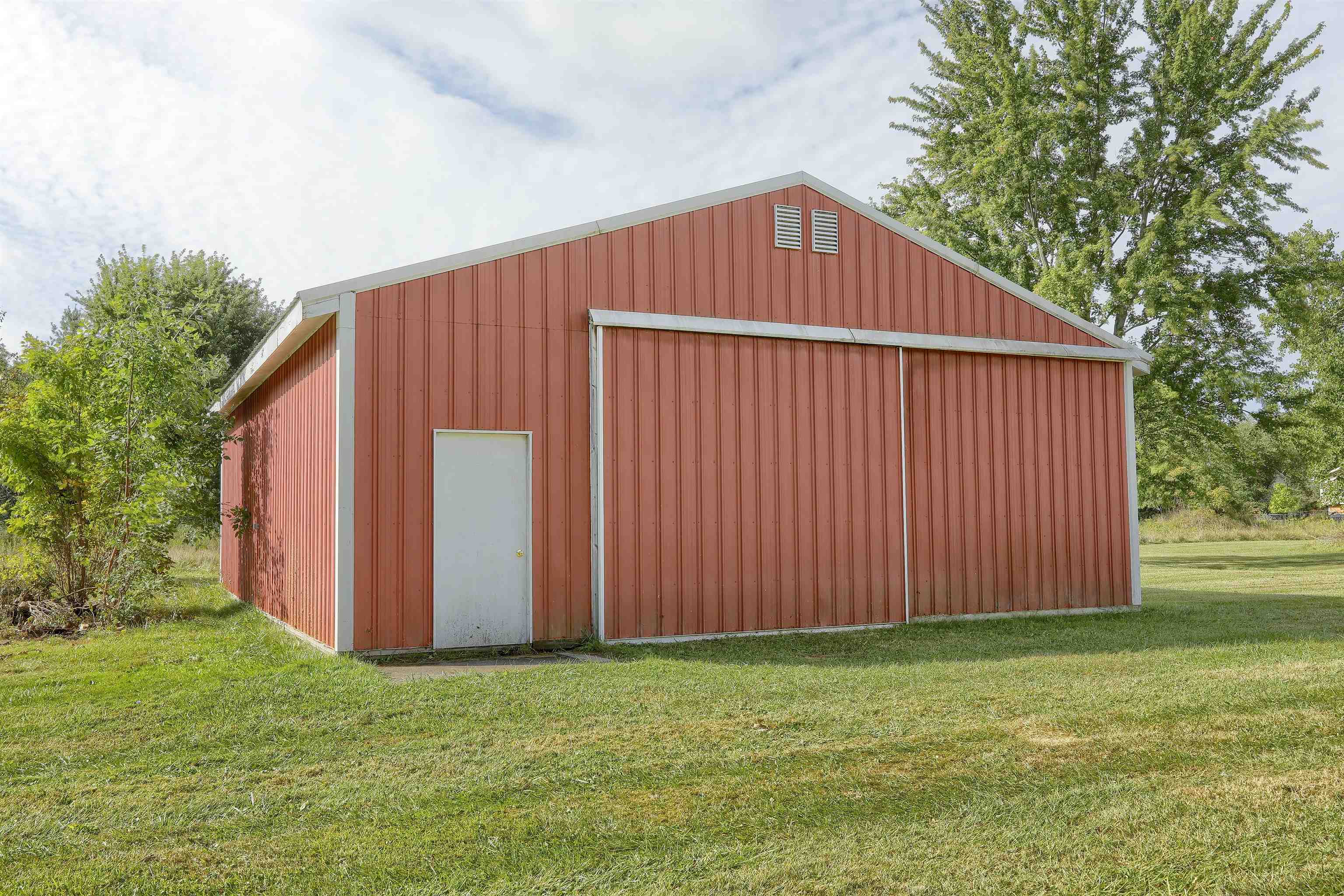 2734 East Wattles Road Troy, MI 48083 - Photo 40 of 44