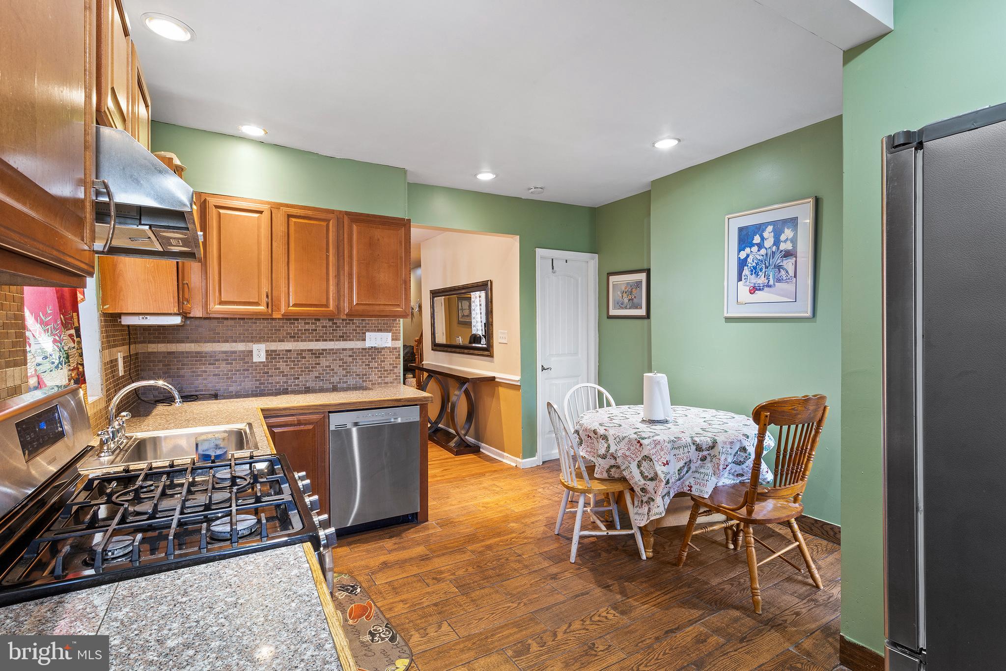 1068 Pennington Road Ewing, NJ 08618 - Photo 8 of 20
