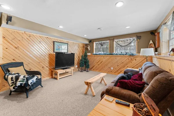 $755,000 | W15501 Highway 10, Fairchild, WI 54741