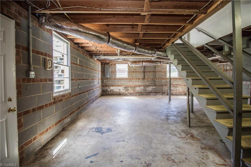 2611 Ingram Road High Point, NC 27263 - Photo 13 of 30 Gallery Image 13