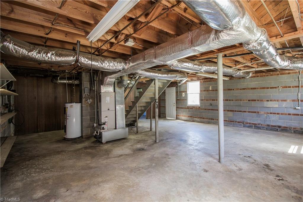 2611 Ingram Road High Point, NC 27263 - Photo 15 of 30 Gallery Image 15