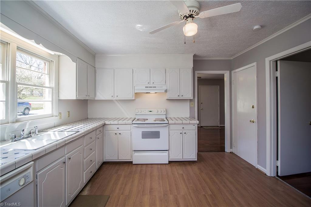 2611 Ingram Road High Point, NC 27263 - Photo 19 of 30 Gallery Image 19