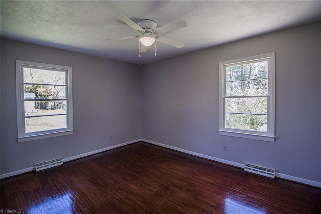 2611 Ingram Road High Point, NC 27263 - Photo 24 of 30 Gallery Image 24